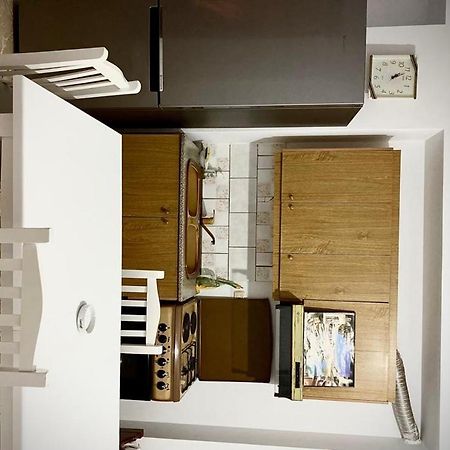 Honey Apartment Near Port Of Saranda 외부 사진