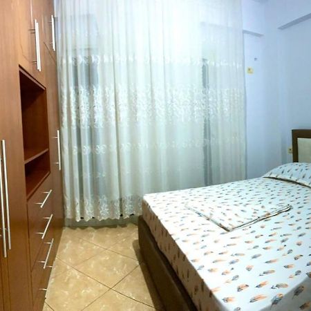 Honey Apartment Near Port Of Saranda 외부 사진