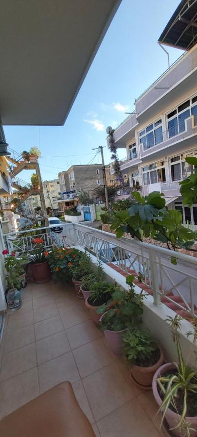 Honey Apartment Near Port Of Saranda 외부 사진